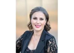 Unlock Your Dream Home in Phoenix: Yulianna Kendzer, the Top Real Estate Agent in Arizona!